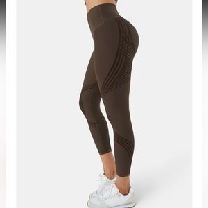 Fanka 7/8 Body Sculpt Chocolate Brown Leggings; EUC